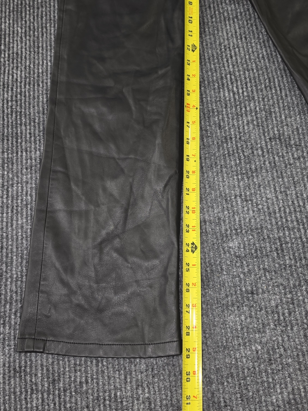 Zara Black Faux Leather Straight-Leg Pants - Picture 3 of 9